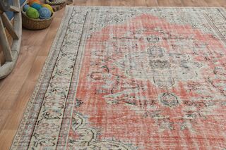 Red Antique Oriental Area Rug - Thumbnail