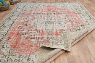 Red Antique Oriental Area Rug - Thumbnail