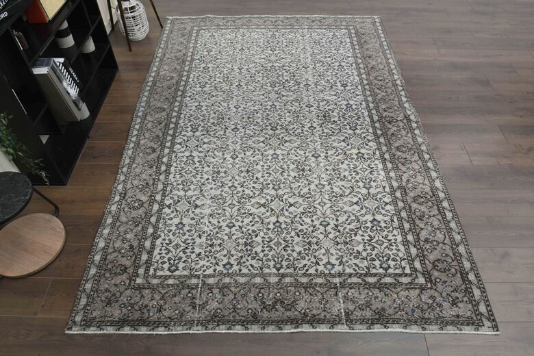 Gray Bordered Floral Vintage Area Rug