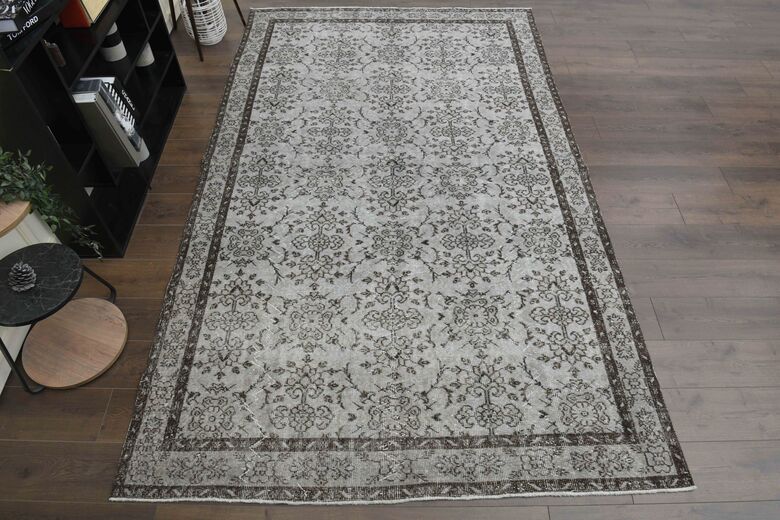 Gray Floral Vintage Area Rug