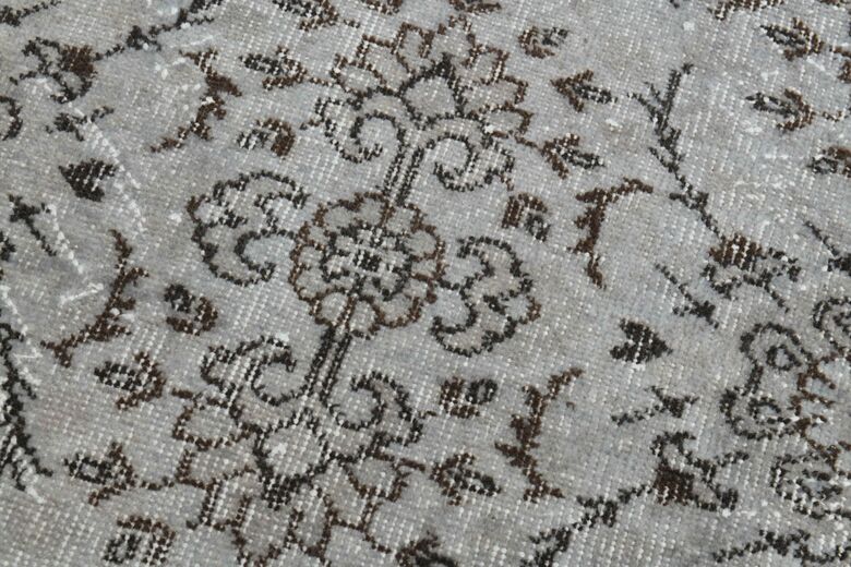 Gray Floral Vintage Area Rug