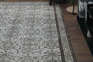 Gray Floral Vintage Area Rug - Thumbnail