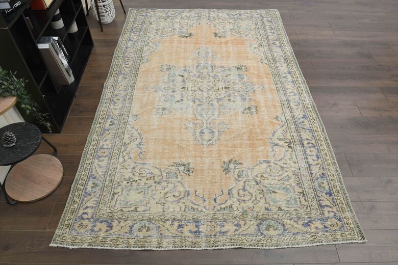 Oriental Vintage Area Rug