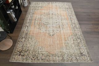 Vintage Wool Rug - Thumbnail