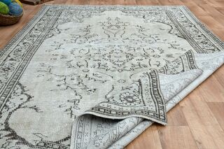 Handmade Vintage Area Rug - Thumbnail