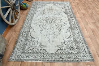 Handmade Vintage Area Rug - Thumbnail