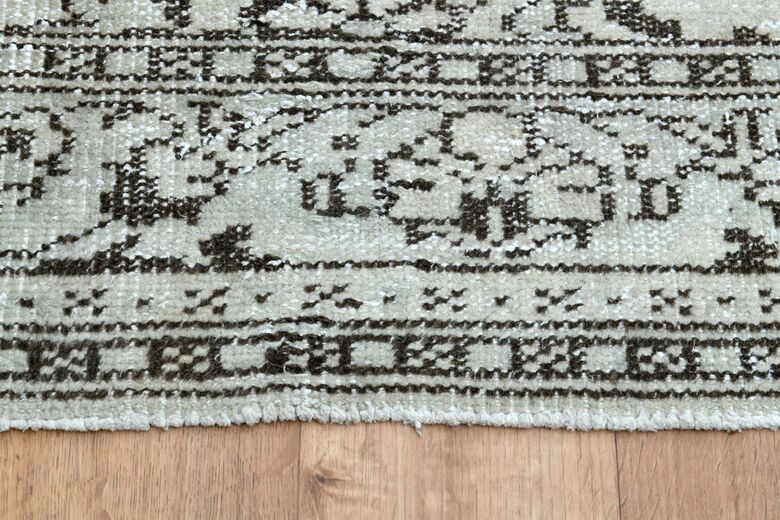 Handmade Vintage Area Rug