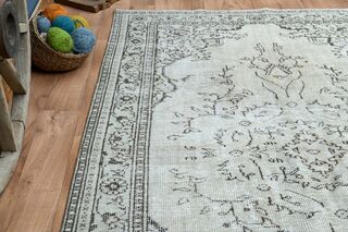 Handmade Vintage Area Rug - Thumbnail