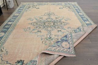 Turkish Oriental Vintage Area Rug - Thumbnail