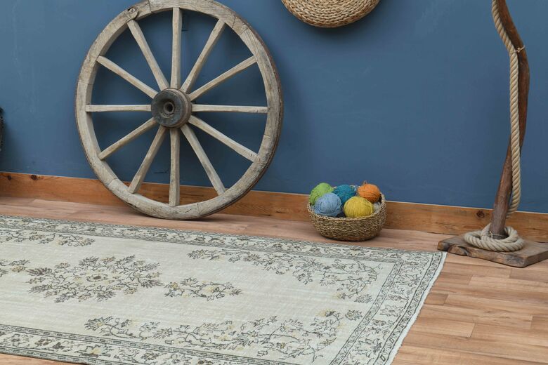 Handmade Vintage Area Rug