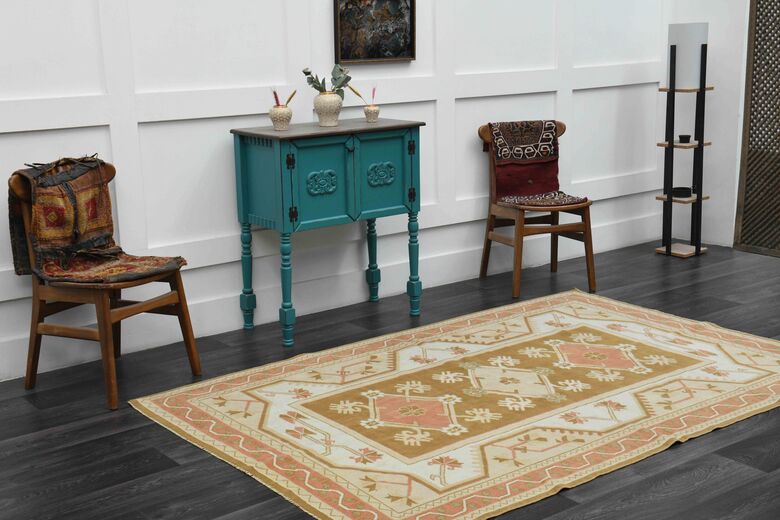 Handwoven Wool Vintage Area Rug