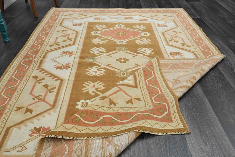 Handwoven Wool Vintage Area Rug