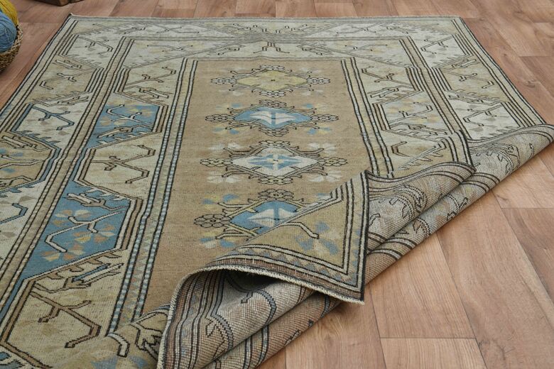 Handmade Vintage Milas Rug