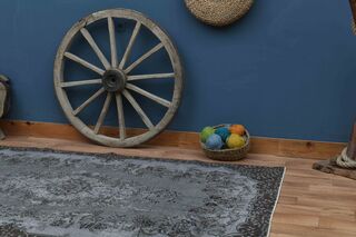 Gray Oriental Vintage Area Rug - Thumbnail