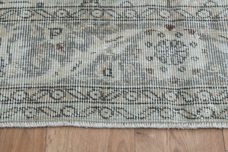 Handmade Vintage Area Rug