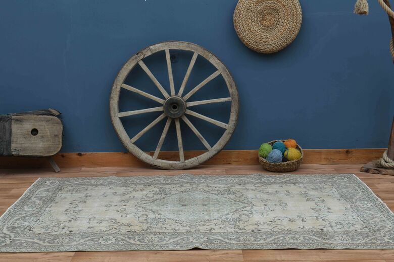 Handmade Vintage Area Rug