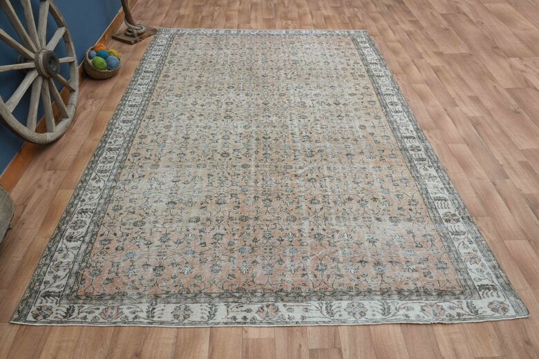 Floral Vintage Area Rug