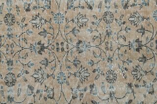 Floral Vintage Area Rug - Thumbnail