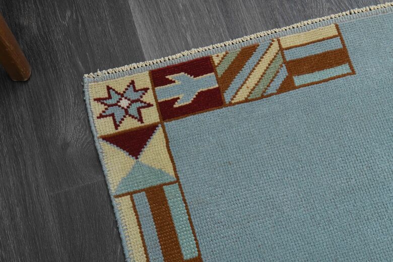 Blue Vintage Area Rug