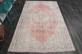 Red Vintage Area Rug - Thumbnail