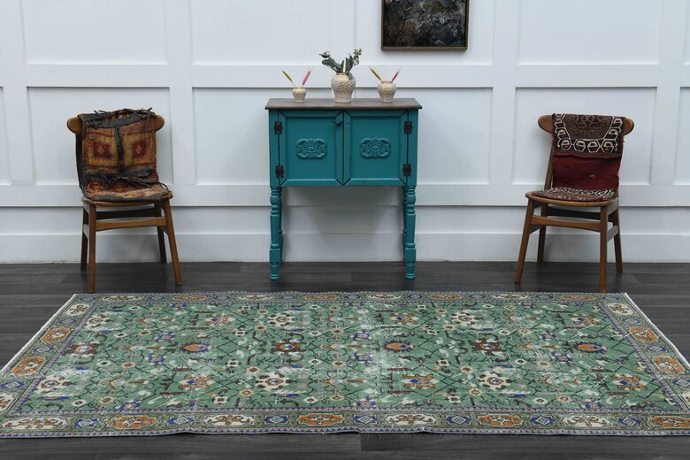 Green Vintage Floral Rug