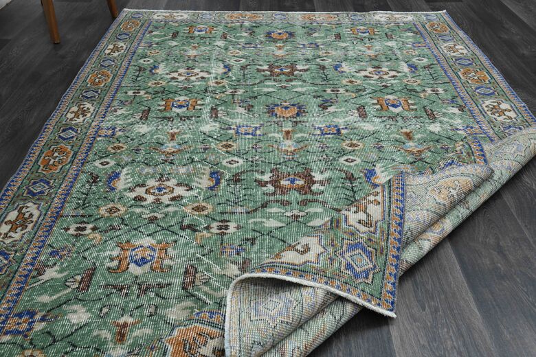 Green Vintage Floral Rug