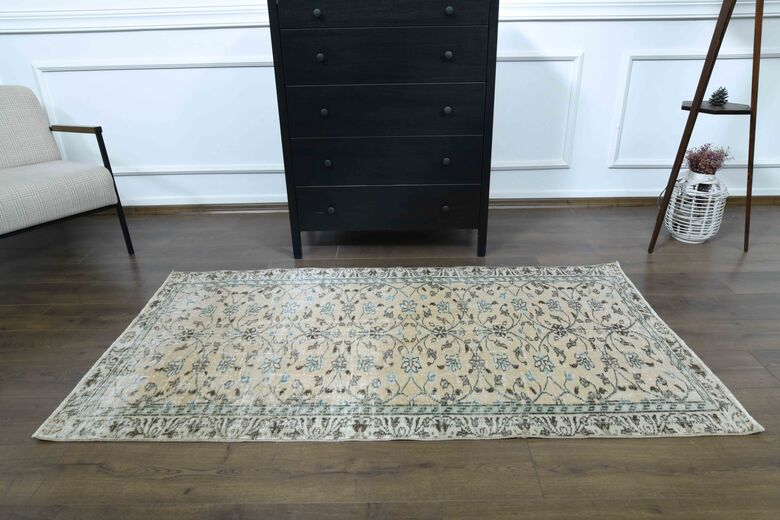 Yellow Floral Accent Rug