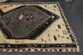 Oriental Vintage Rug - Thumbnail