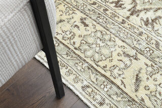 Persian Vintage Area Rug - Thumbnail