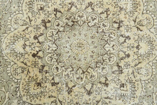 Persian Vintage Area Rug - Thumbnail