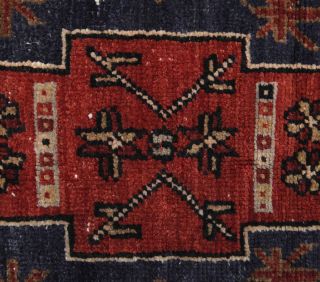 Oriental Vintage Rug - Blue & Red - Thumbnail