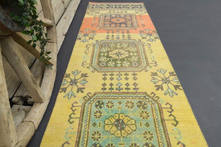 Vintage Floral Runner Rug - Thumbnail