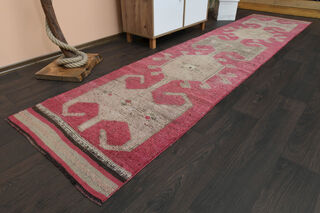 Narrow Pink Vintage Runner Rug - Thumbnail