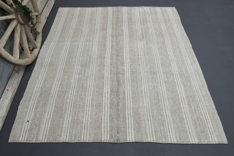 Vintage Turkish Kilim Rug