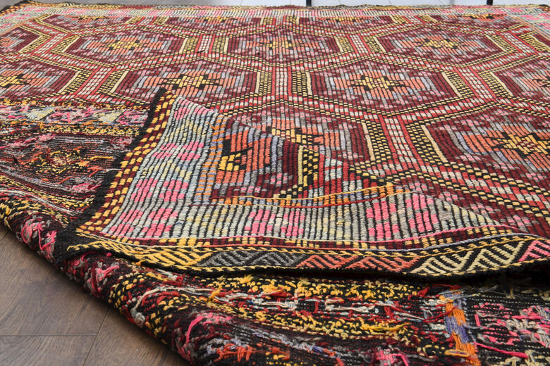 Traditional Kilim Rug