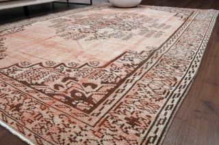 Persian Vintage Area Rug - Thumbnail