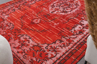 Velvet Red - Vintage Area Rug - Thumbnail