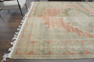 Vintage Oversized Area Rug - Thumbnail