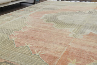 Vintage Oversized Area Rug - Thumbnail