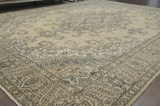 Handwoven Oriental Area Rug - Thumbnail