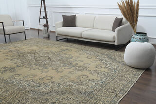 Handwoven Oriental Area Rug - Thumbnail