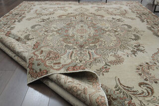 Handmade Persian Beige Area Rug - Thumbnail