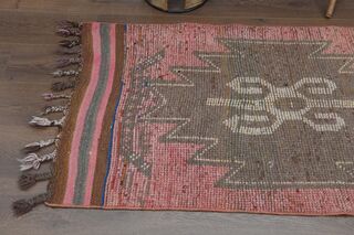 Tufted Pink Runner Rug - Thumbnail