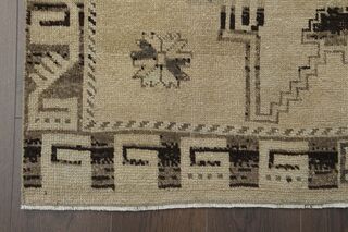 Distressed Beige Runner Rug - Thumbnail