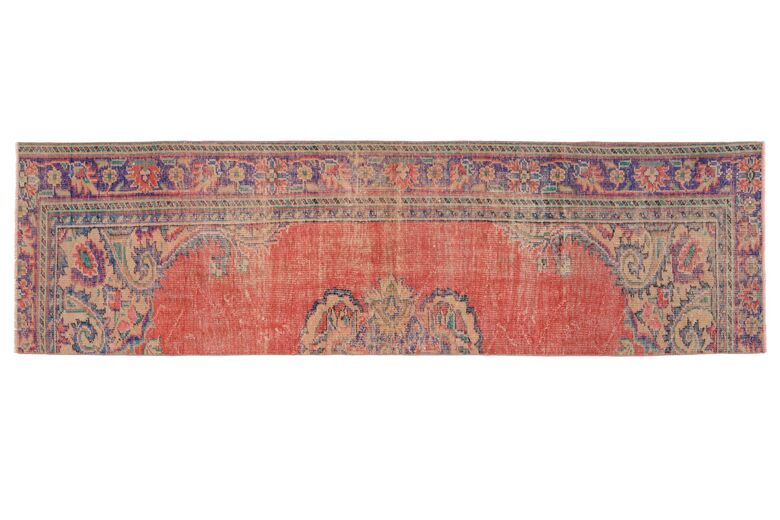 Red Purple Vintage Runner