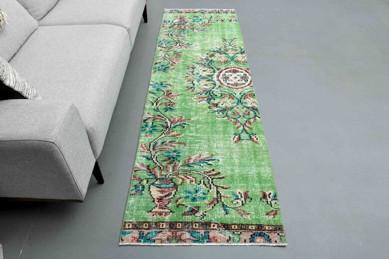 Green Vintage Runner