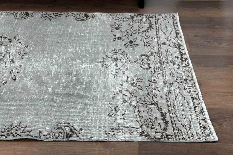 Wool Floral Pattern Vintage Runner