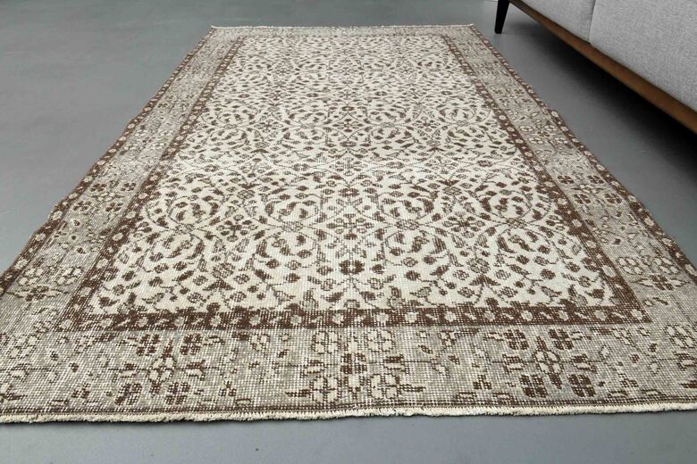 Minimalist Wool Turkish Rug