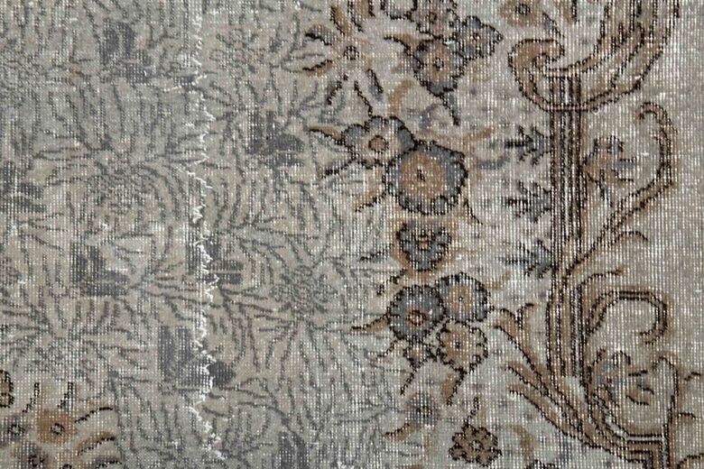 Floral Pattern Vintage Rug