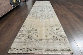 Oriental Pattern Turkish Runner Rug - Thumbnail